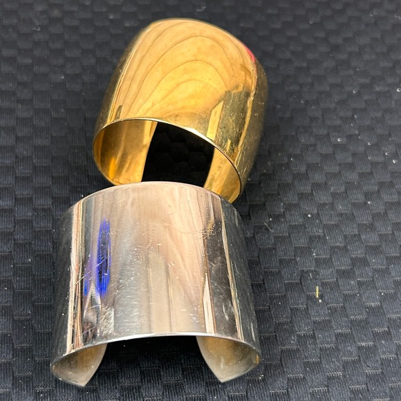 Vintage Style Wide Metallic Cuff Bracelet Set Gold and Silver Tone Minimalist - Picture 1 of 6